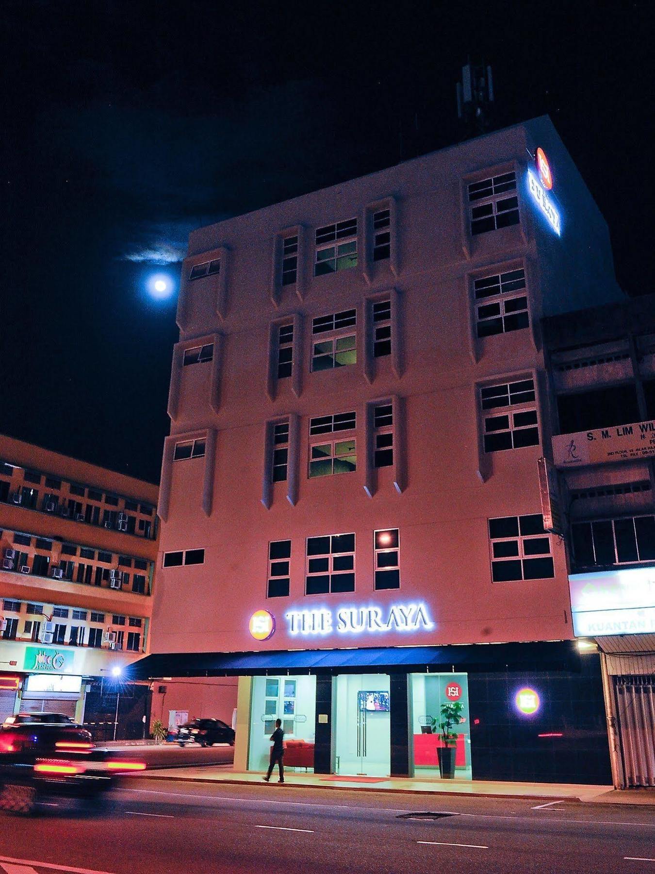 Oyo 232 The Suraya Hotel Kuantan Exterior photo