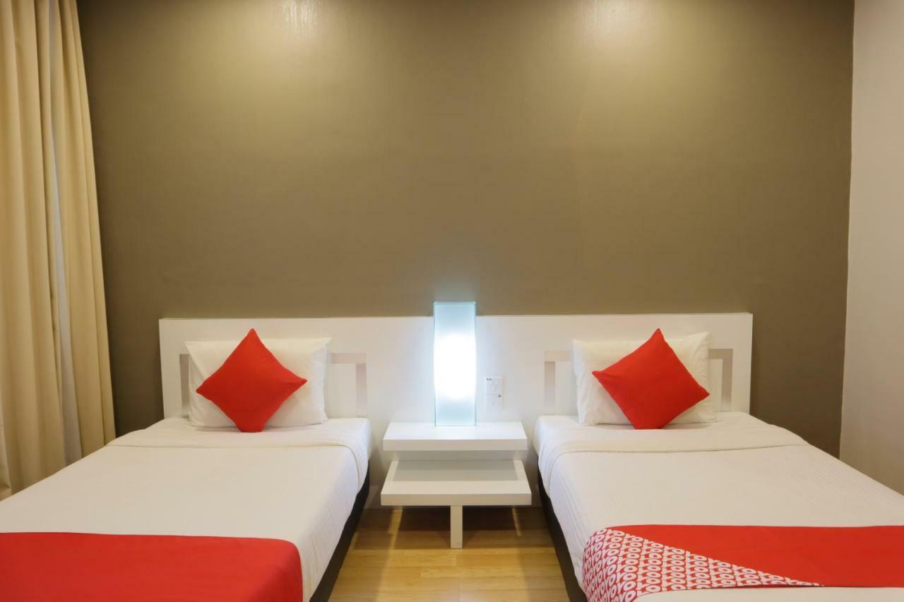 Oyo 232 The Suraya Hotel Kuantan Exterior photo